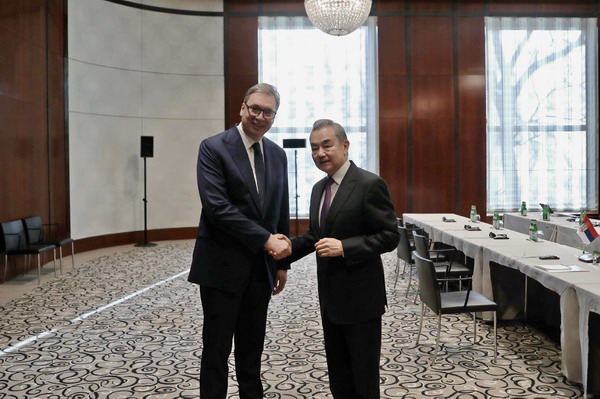 塞尔维亚总统武契奇会见王毅相关图片