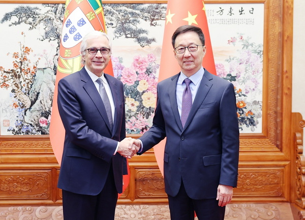 韩正会见葡萄牙议长阿吉亚尔-布兰科相关图片