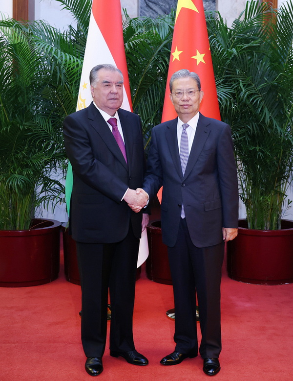 赵乐际会见塔吉克斯坦总统拉赫蒙相关图片
